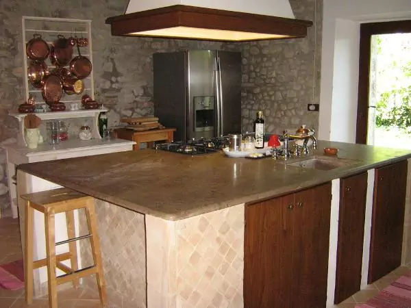 TRAUMHAFTES BAUERNHAUS IN UMBRIEN – ITALIEN