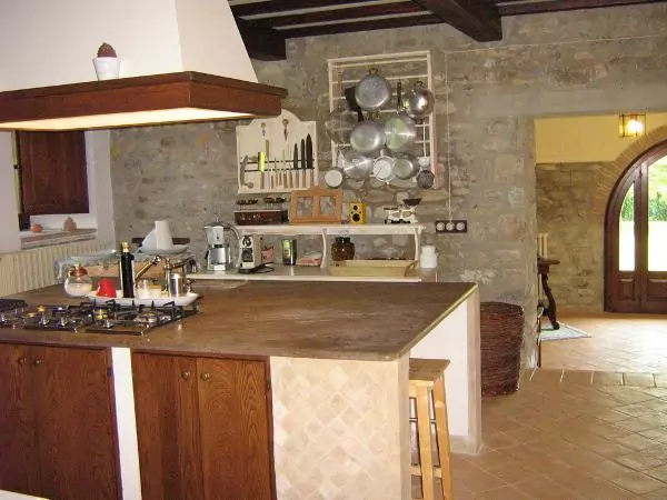 TRAUMHAFTES BAUERNHAUS IN UMBRIEN – ITALIEN