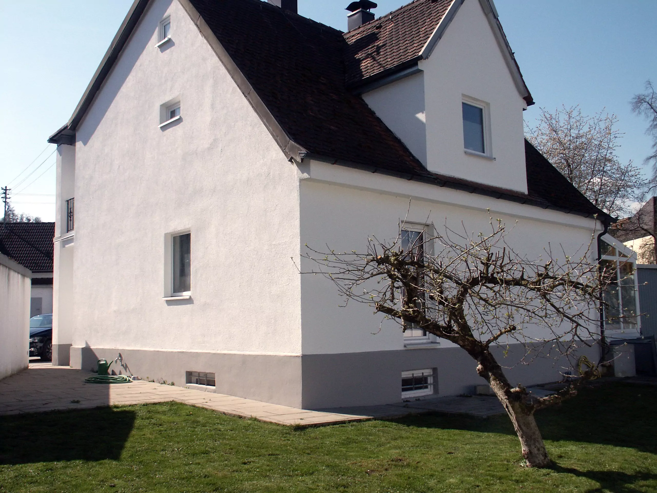 Familienidyll am Schmuttertal – Charmantes Einfamilienhaus mit Wintergarten, Pool und viel Potenzial