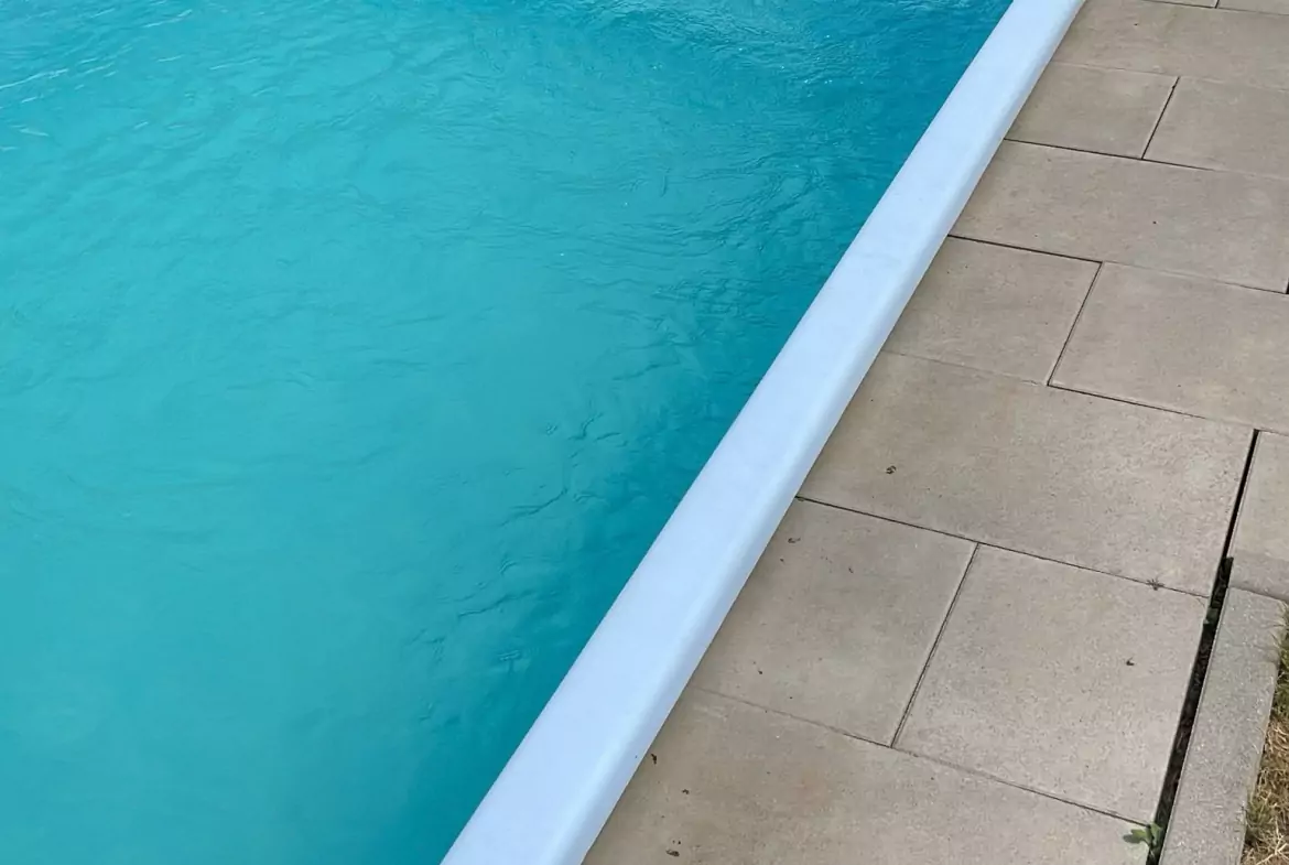 Familienidyll am Schmuttertal – Charmantes Einfamilienhaus mit Wintergarten, Pool und viel Potenzial