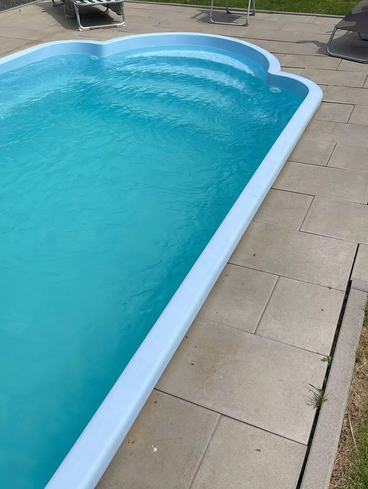 Familienidyll am Schmuttertal – Charmantes Einfamilienhaus mit Wintergarten, Pool und viel Potenzial