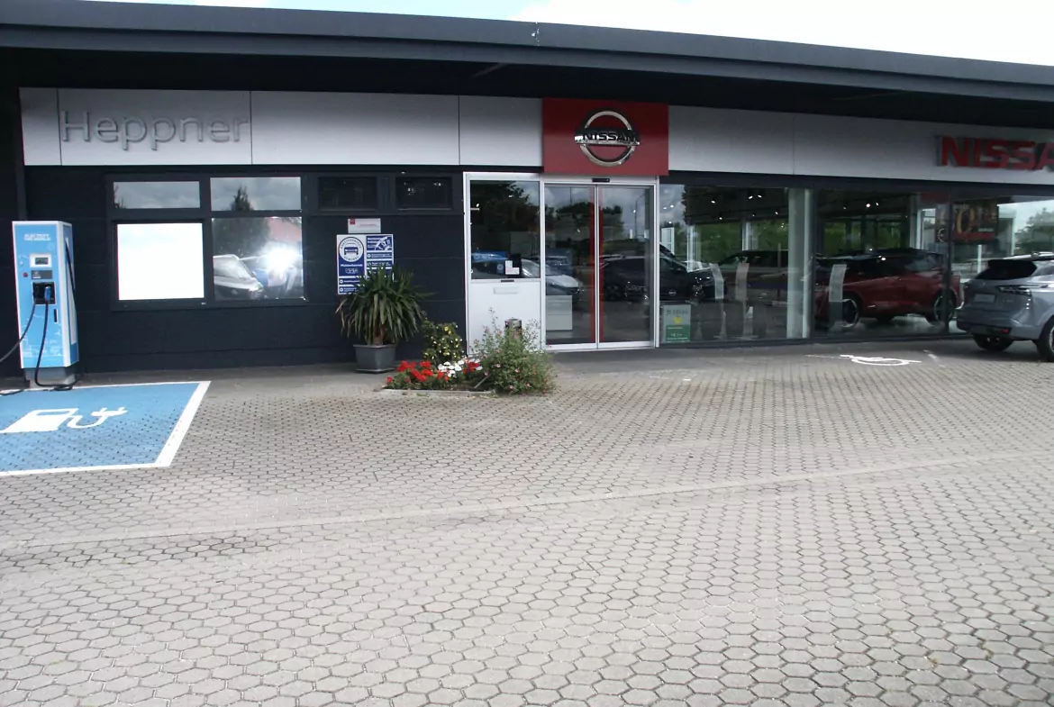 Autohaus mit großem Grundstück & Werkstattfläche – vielseitig nutzbar in Höchstädt a. d. Donau
