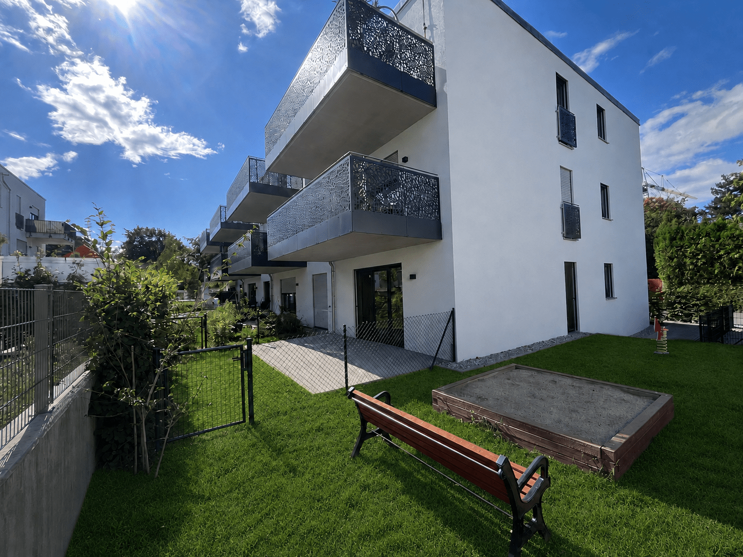 Junges Wohnen mit Garten – hochwertige 4-Zimmer-Wohnung in ruhiger Lage