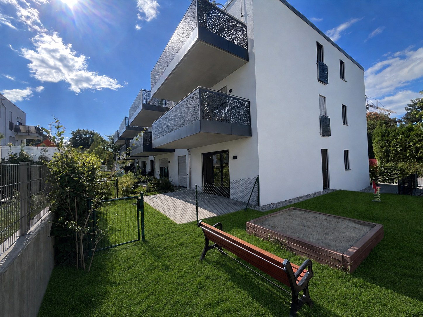 15 Gemeinschaftsgarten Seitenansicht